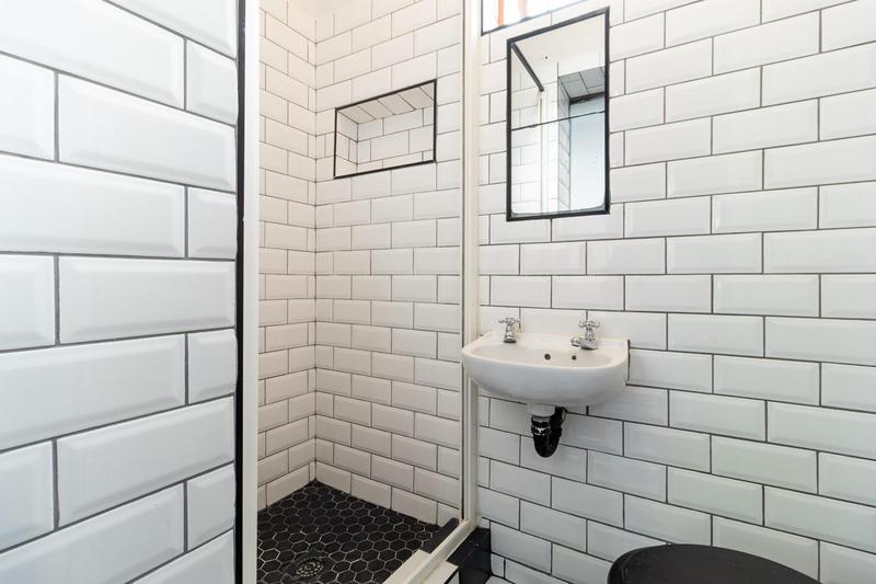 5 Bedroom Property for Sale in Observatory Western Cape